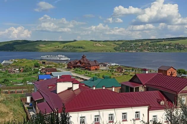 Всё везде и сразу: Раифа, Иннополис и Свияжск на автомобиле