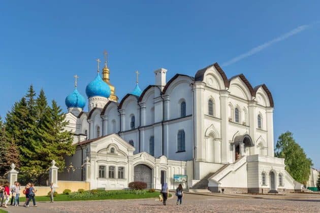 Расширенная экскурсия по Казани на транспорте туристов