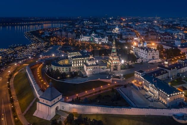 Знакомство с Казанью и Кремлем