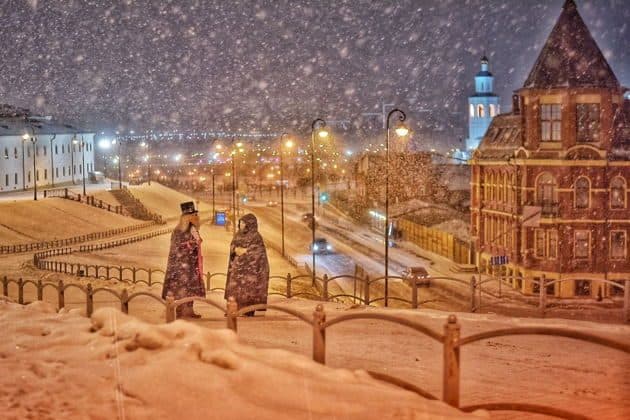 Спектакль-променад «Новогоднее путешествие» с фонарщиком Фаролеро по Казани