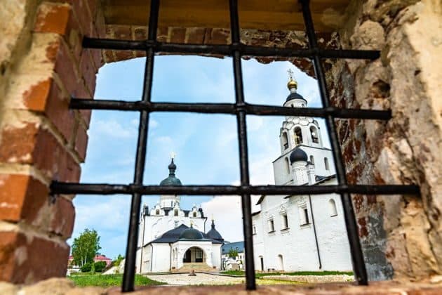 Все древности Свияжска: обзорная экскурсия и Музей археологического дерева