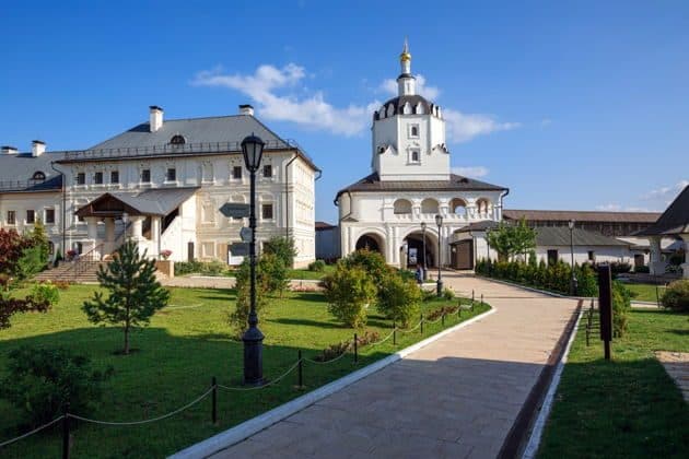 Все древности Свияжска: обзорная экскурсия и Музей археологического дерева