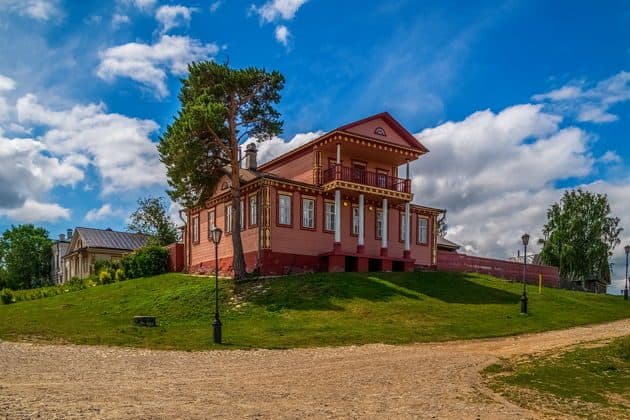 Из Казани в Свияжск: тайны острова-крепости в авторском маршруте