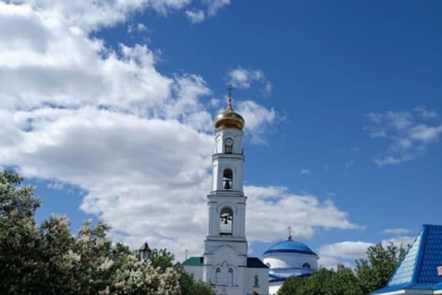 По окрестностям Казани: Свияжск, Раифа, Иннополис и Вселенский храм