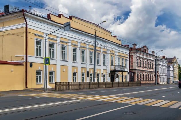Арт-квест по Казани: символы, загадки и дорога из жёлтого кирпича