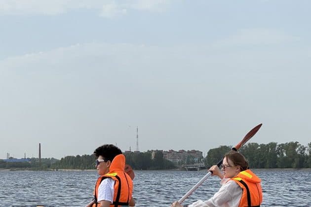 На каяках к диким островам: заброшенный водозабор XIX века и песчаный пляж