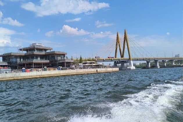 Экспресс-прогулка на катере: панорамы Казанки за полчаса